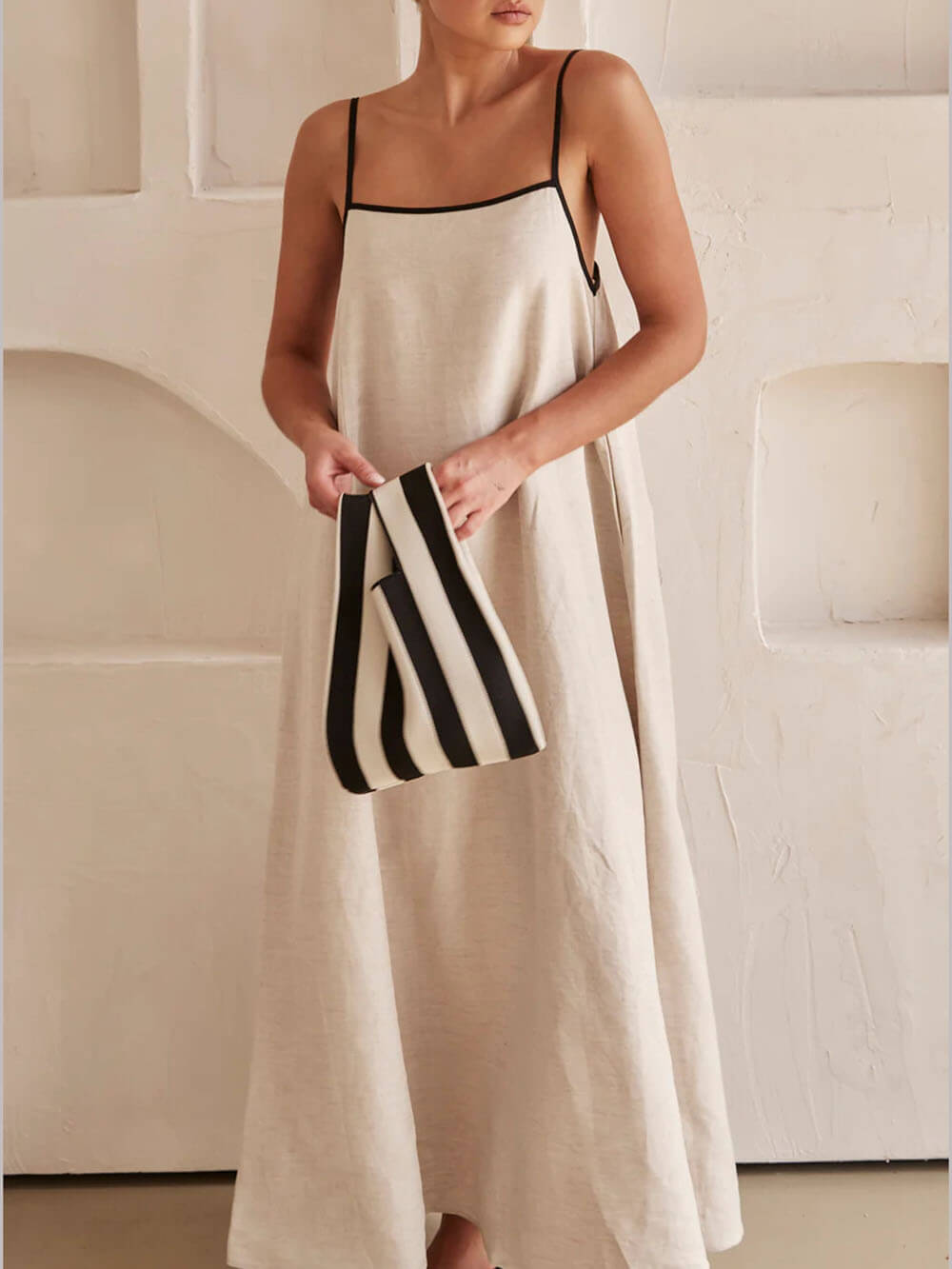 Gwendolynne | Comfy Contrast-kjole med seler