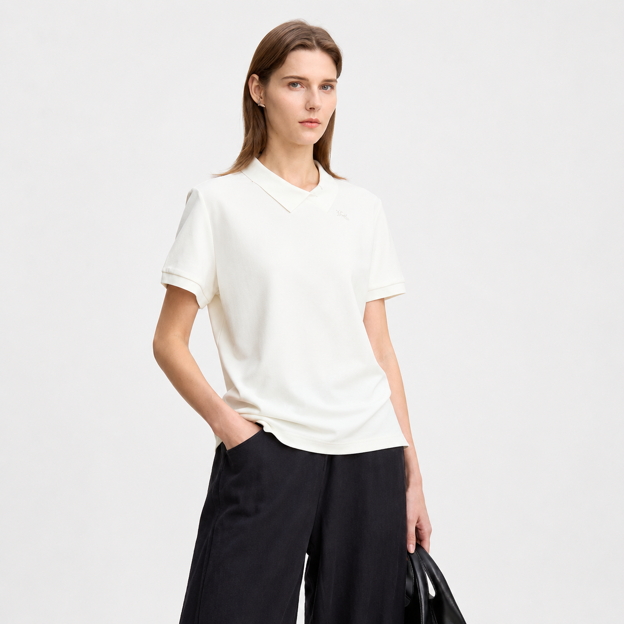 Polo T-skjorte til Dame – Asymmetrisk Sommerstil med Krage – Lyselilla