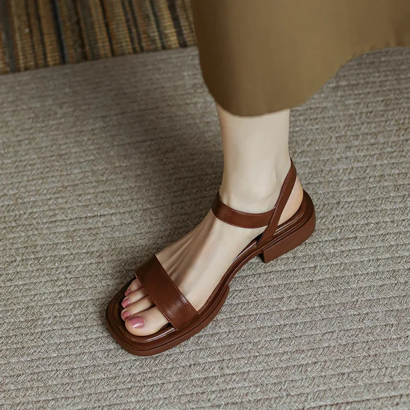 Sandaler med lav hæl