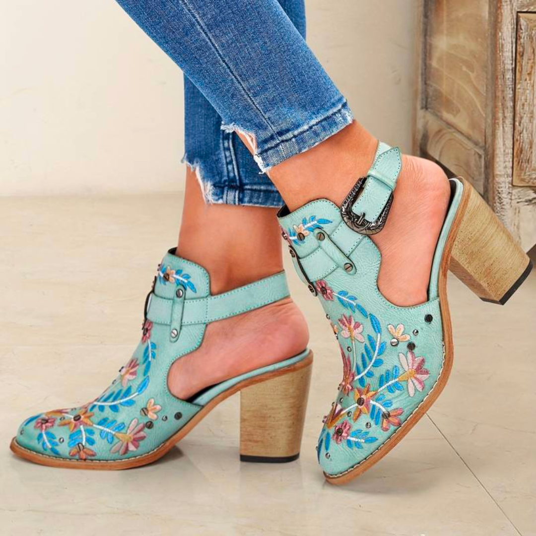 Broderte slingback-hæler for kvinner