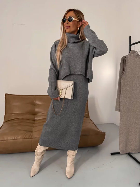 Midikjole og bluse med skilpaddehals