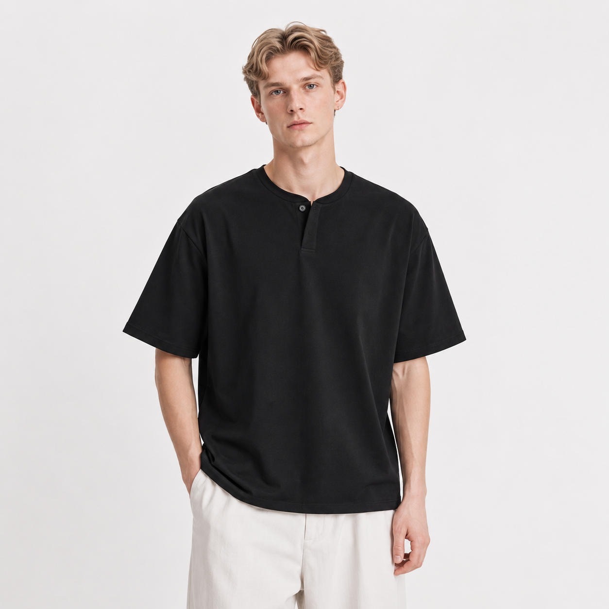 Henley T-skjorte til Herre – Kortermet Bomulls T-skjorte med Knapper – Svart