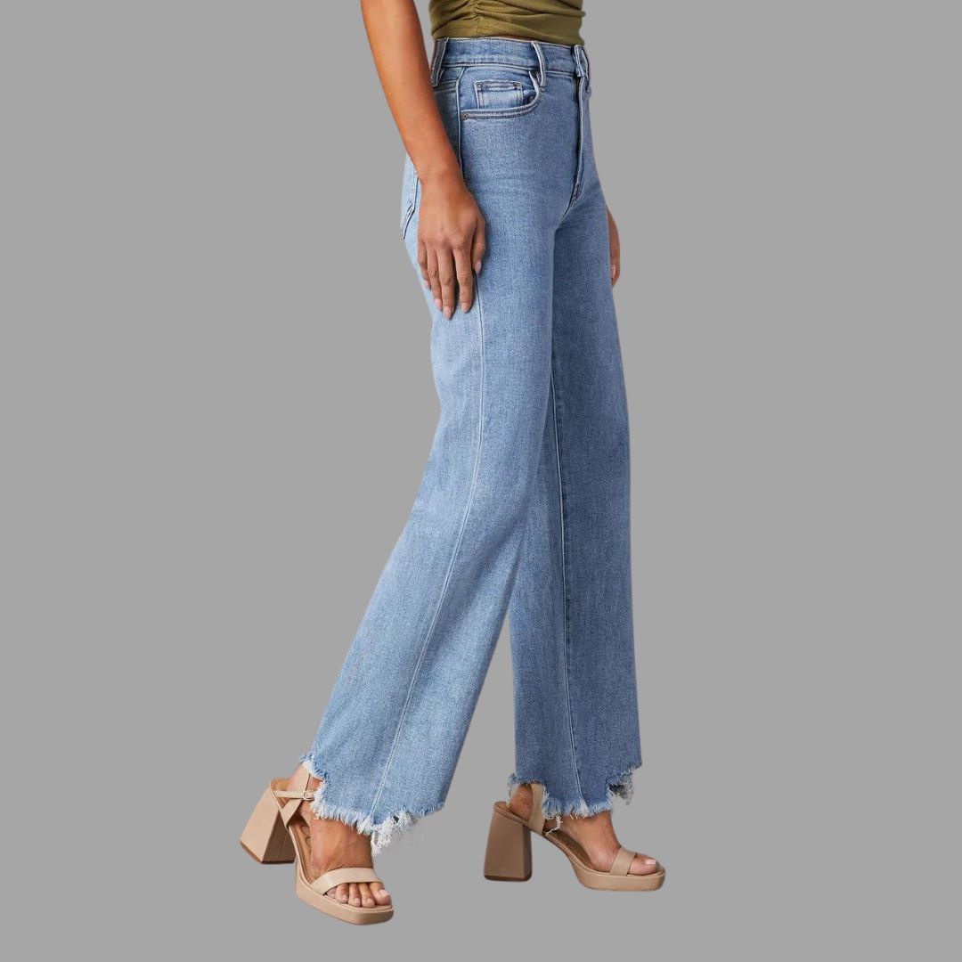 Rette jeans med frynser forneden