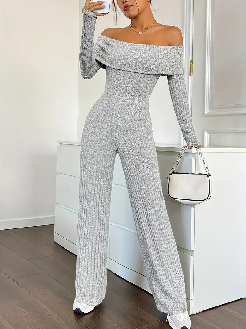Ribbestrikket jumpsuit uten skuldre