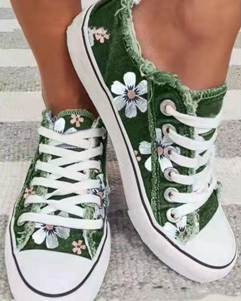 Joggesko i denim med blomster
