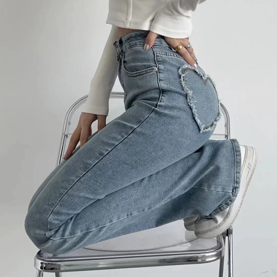 Jeans med høy midje og hjertefrynser