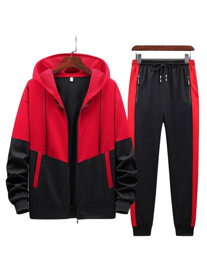 Sett med jakke med hette og joggebukse