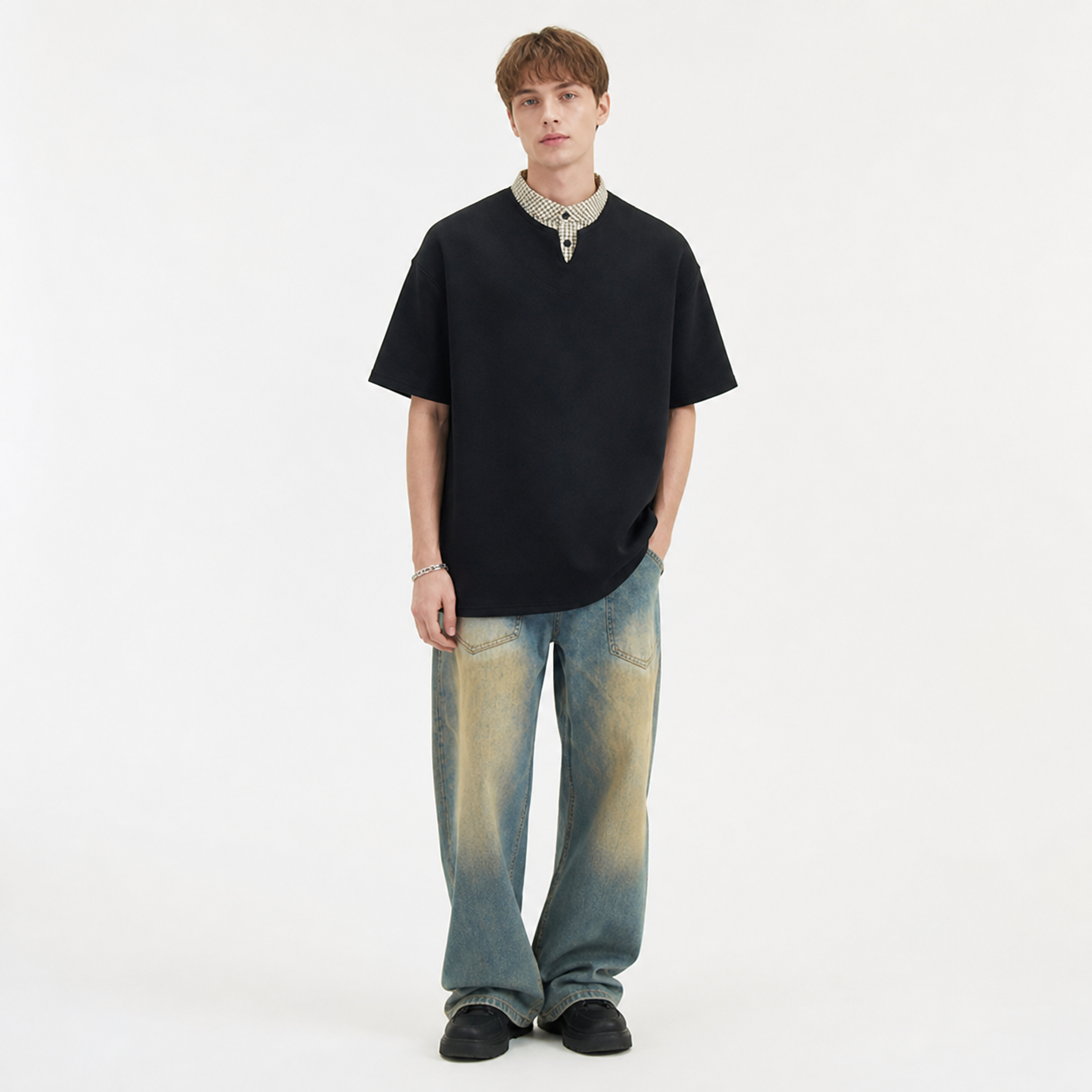 Dobbel-Lag T-skjorte til Herre – Trendy 2-i-1 Design i Koreansk Stil – Svart
