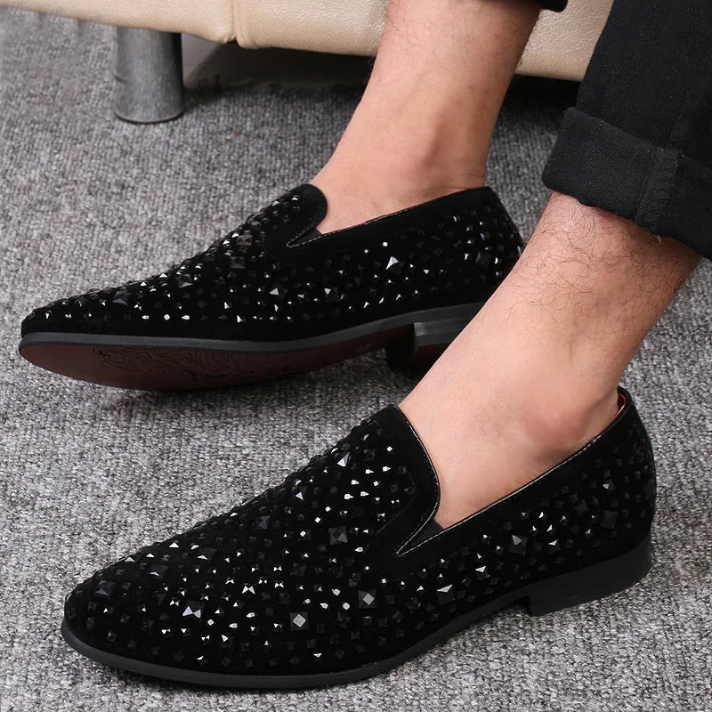 Elegant slip-on-sko med utskjæringsdetaljer
