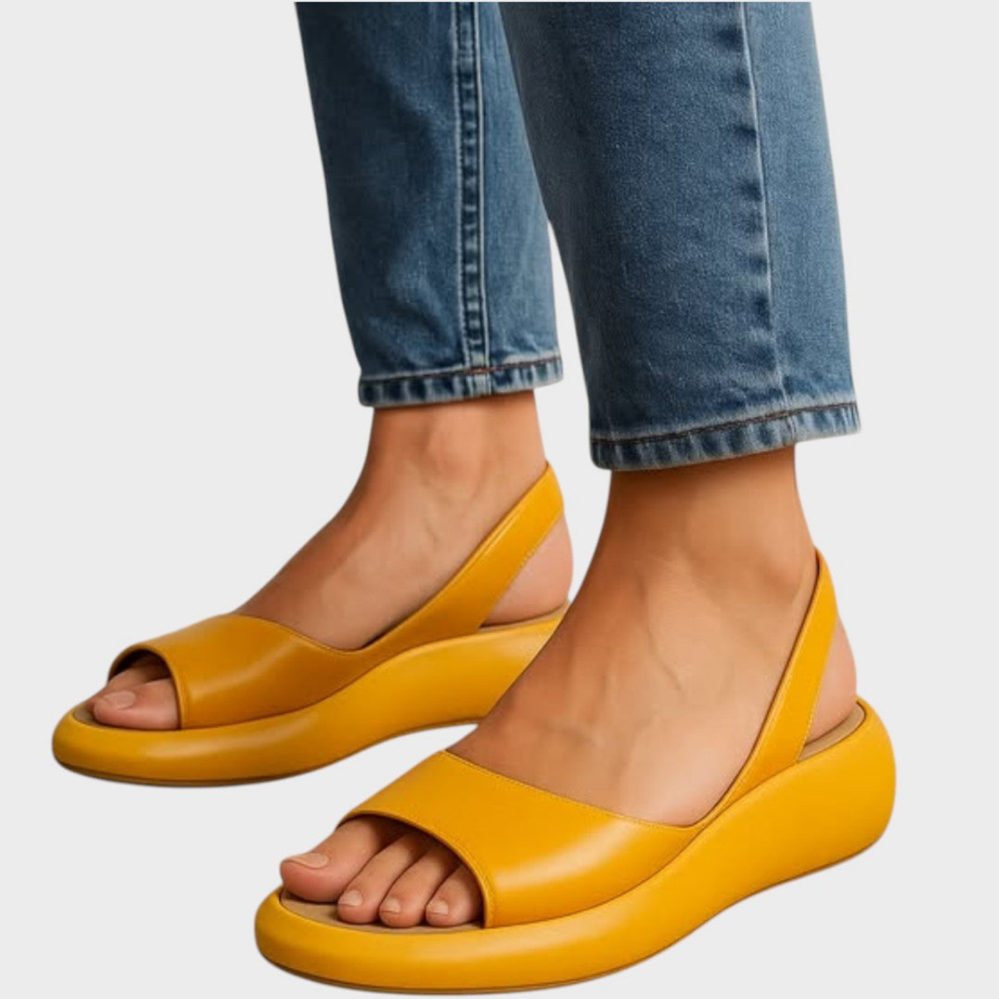 Bowie | Flatform-sandaler i skinn med åpen tå og slingback – Gul