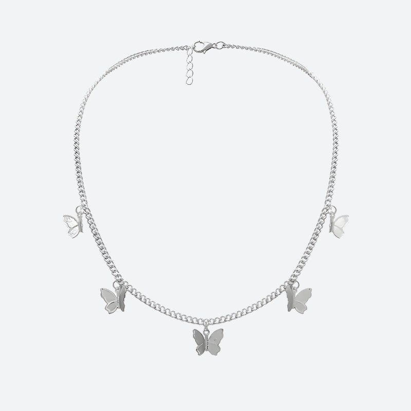 Boho choker med sommerfugl-anheng