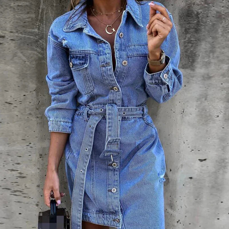 Lang, enkelbrystet kjole med lommer i denim