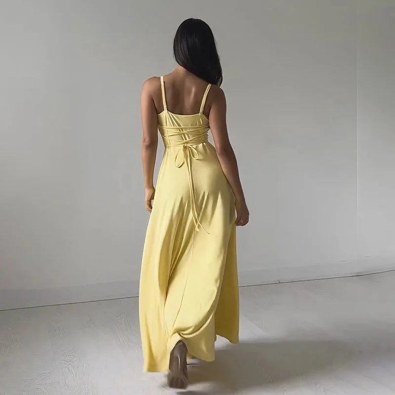 Elegant maxikjole med draperinger