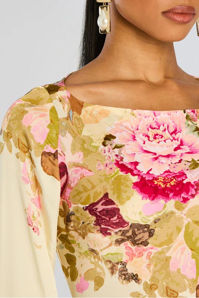 Blomstrete Bel Sleeve Kvelds Kjole