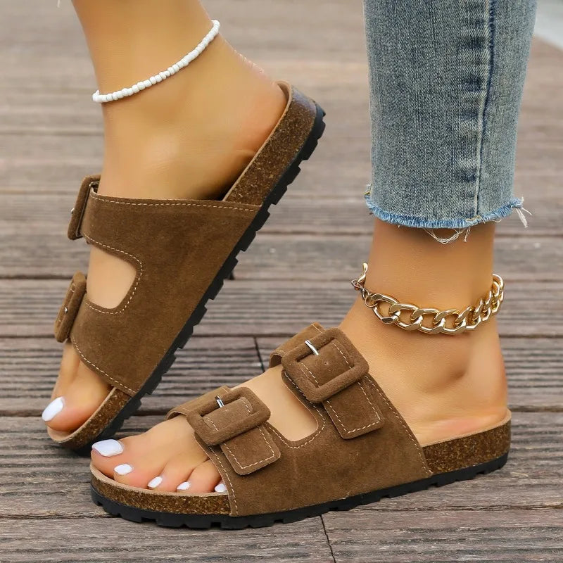 Fasjonable, sklisikre flip-flops for strand og friluftsliv