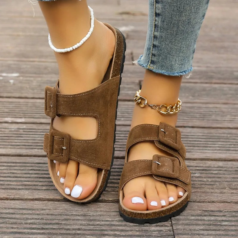 Fasjonable, sklisikre flip-flops for strand og friluftsliv