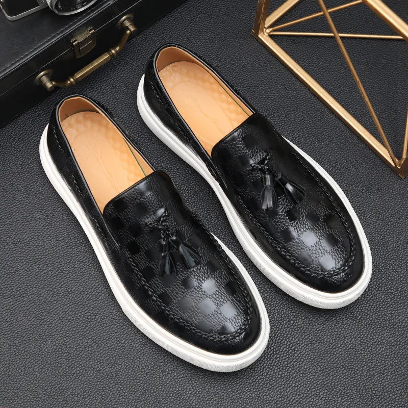 Loafers i britisk stil med dusker