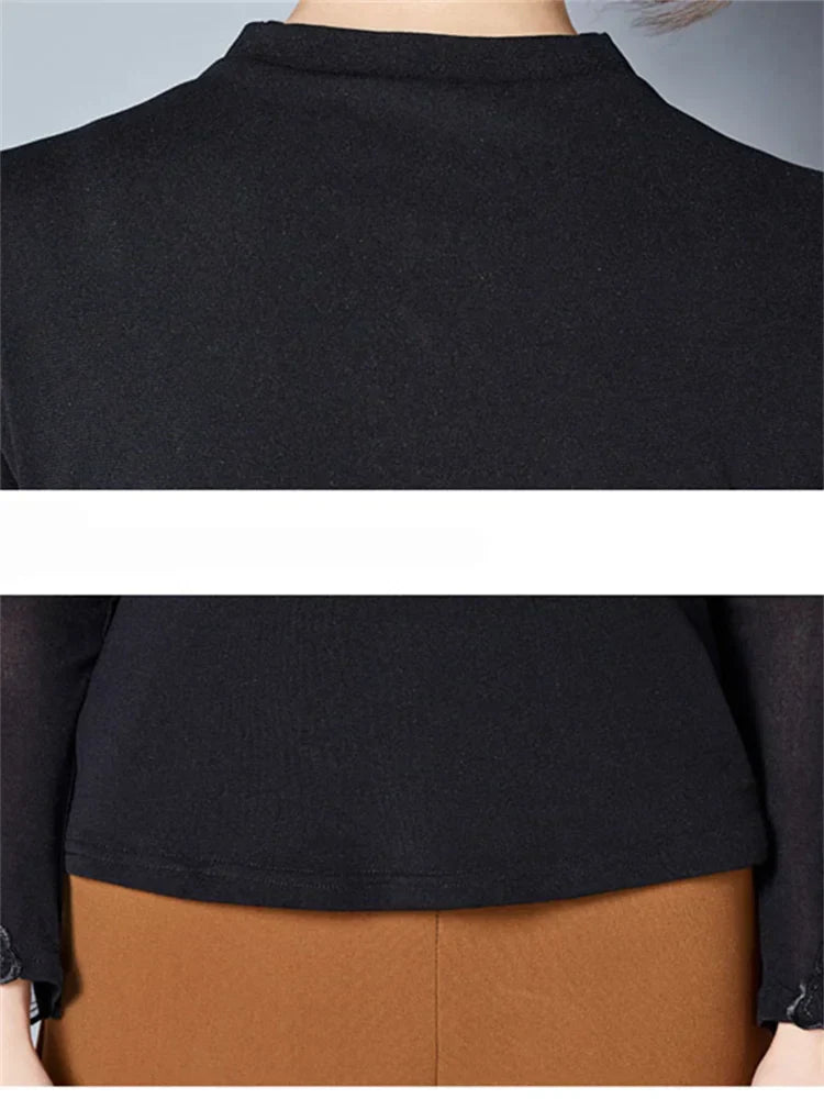 Blondebluse med turtleneck