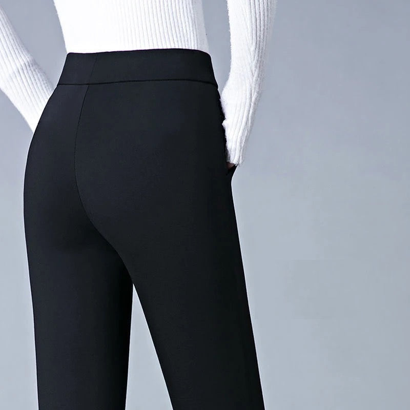 Margot���| Elegant damebukse i stretch