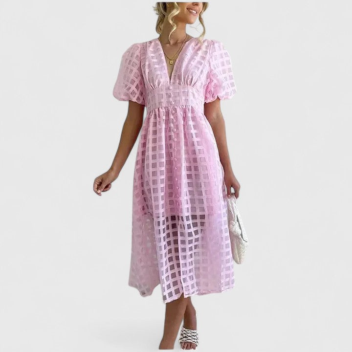 Isolde | Midikjole i chiffon med rutemønster, puffermer og V-hals