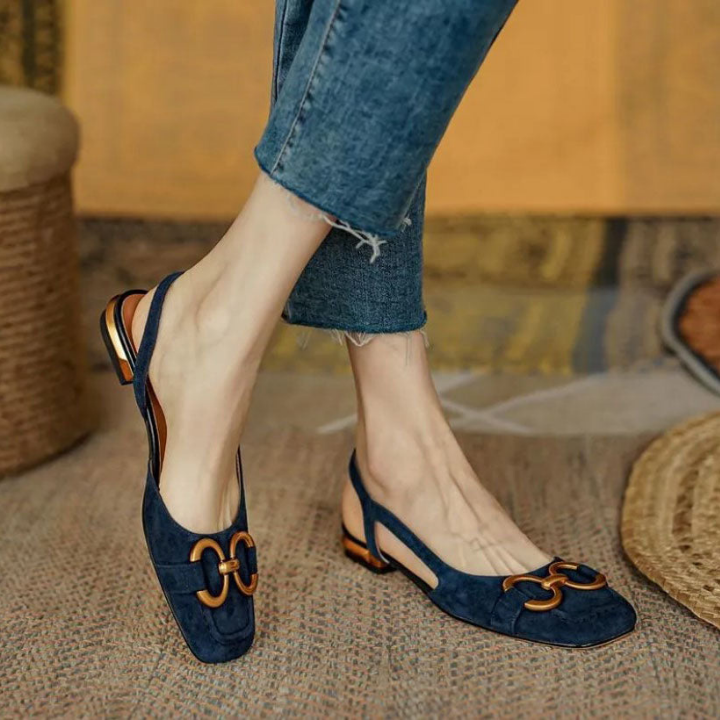 Leah | Slingbacks med lav hæl i semsket skinn med bissel – Marineblå