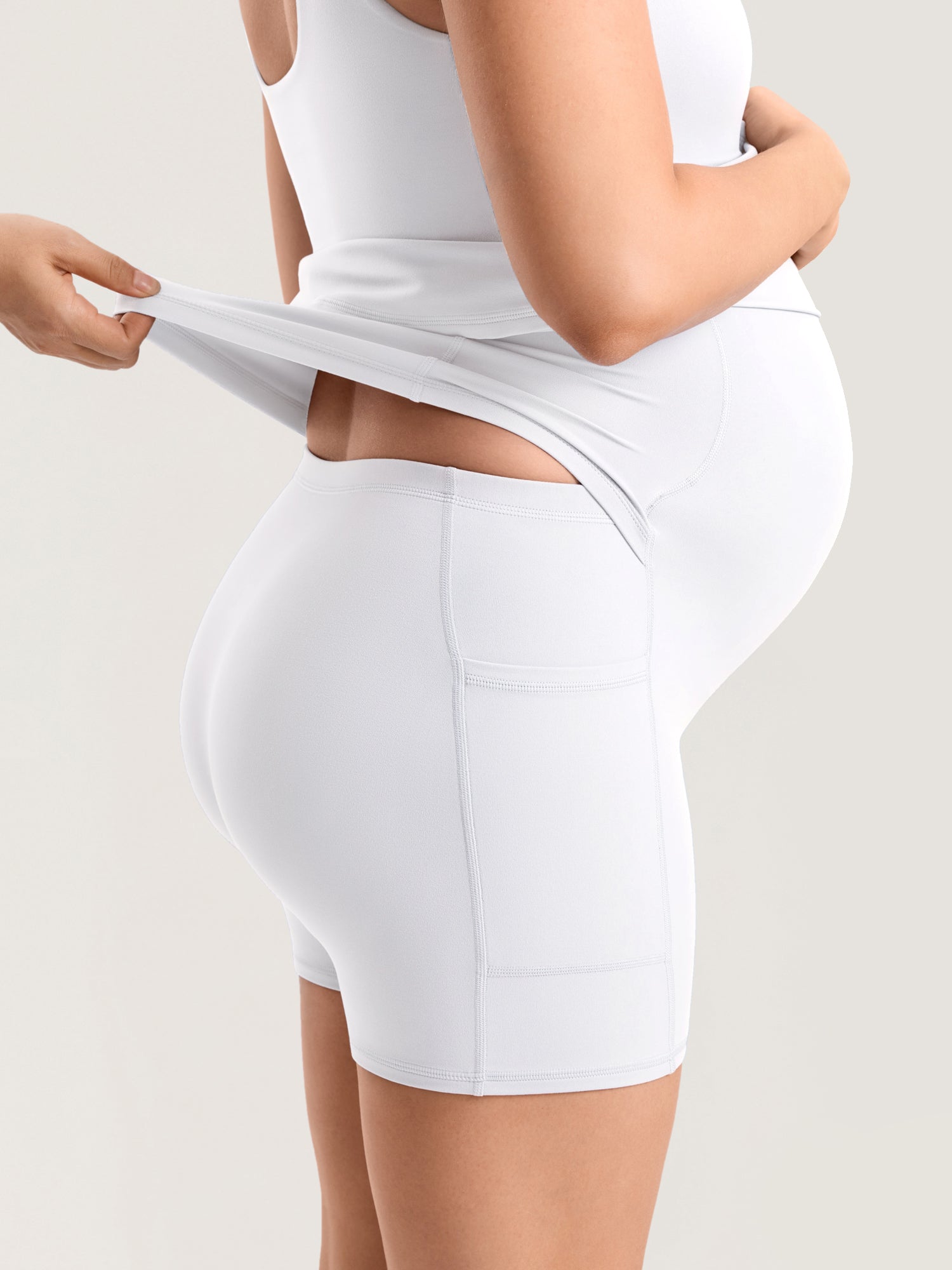 Gravidkjole i minilengde med innebygde shorts – Natrelax®