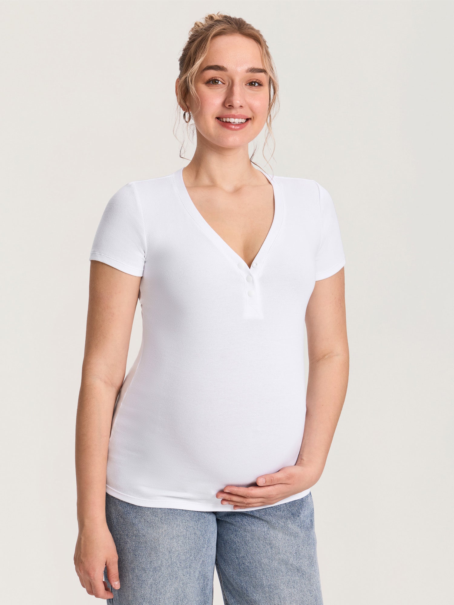 Gravid- og ammetopp i ribbet bomull – Henley-topp med knapper