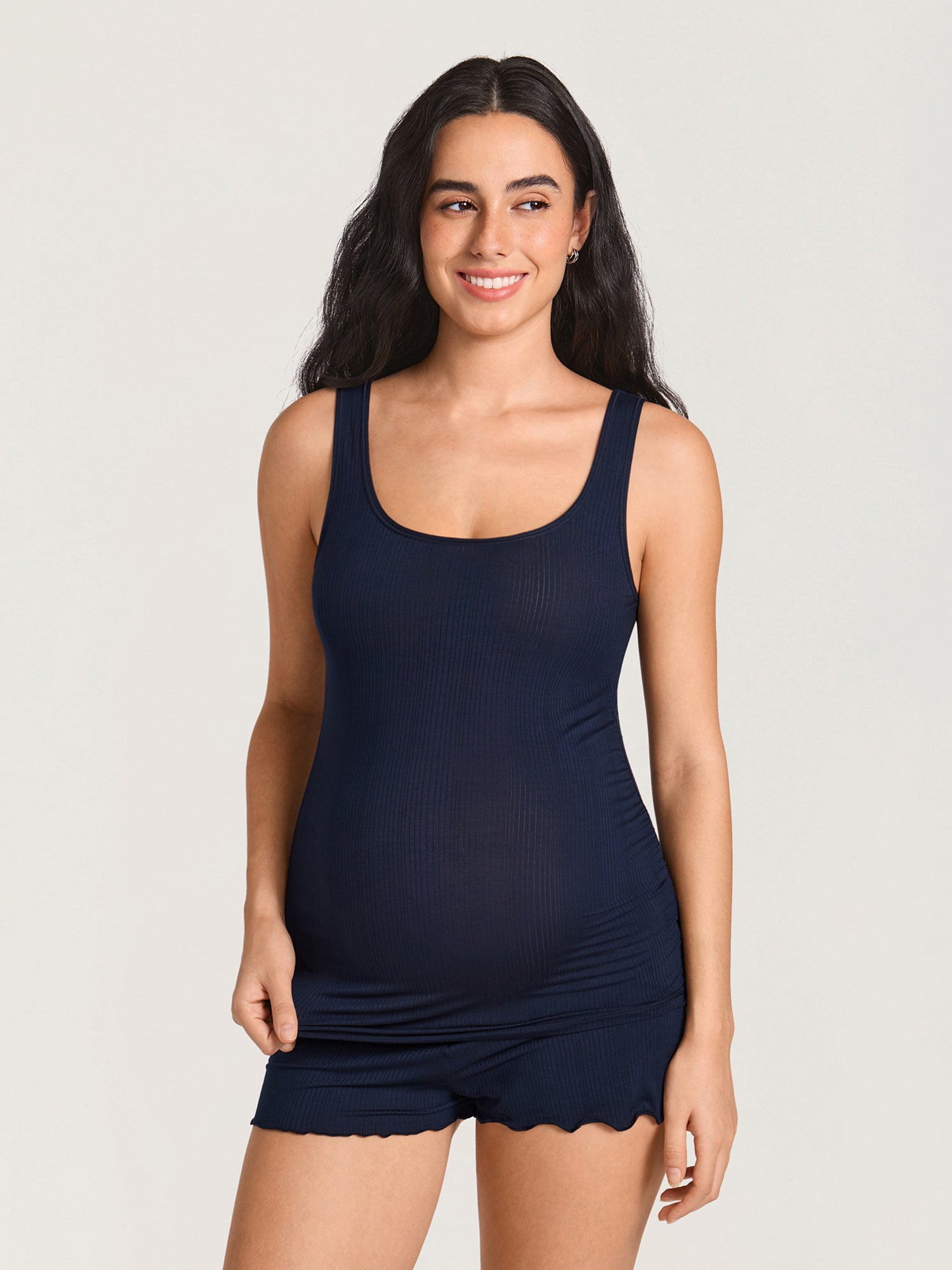 Gravidtopp i ribbet modal – myk singlet for gravide