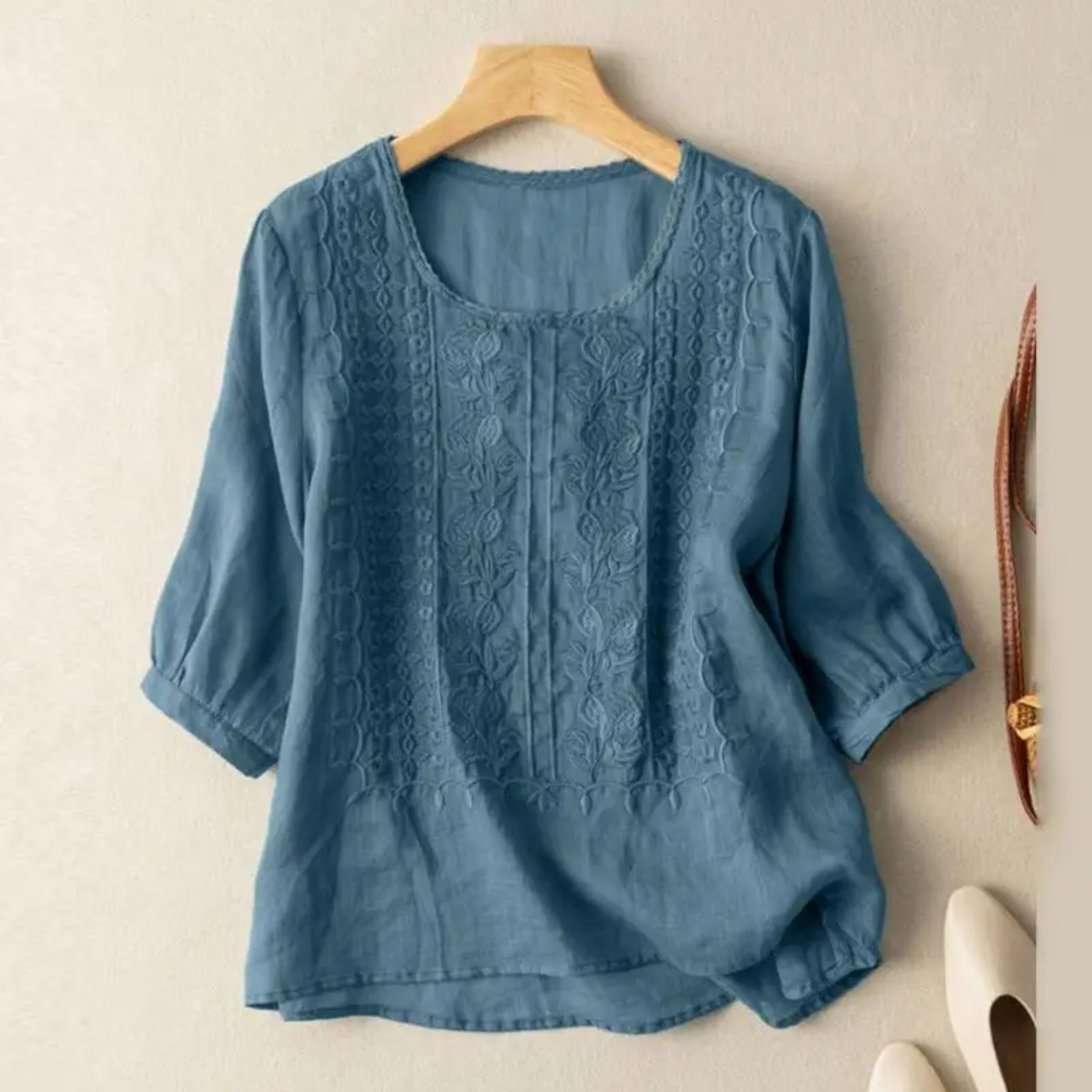 Marlowe | Brodert bluse i bomull med trekvartermer