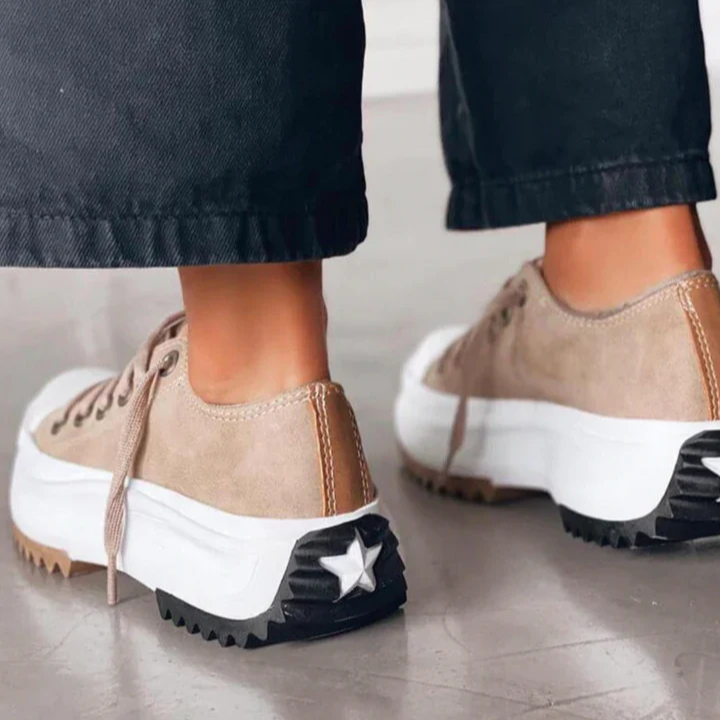 Marlowe | Platåsneakers i skinn med snøring