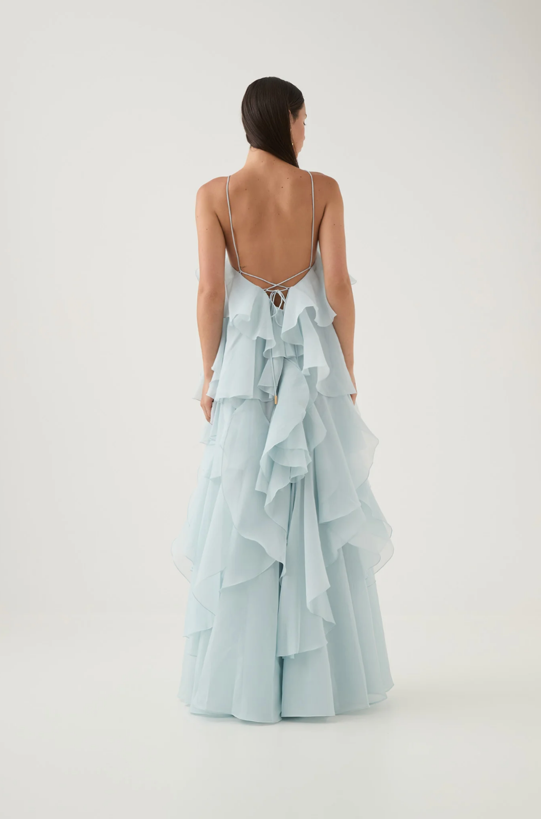 Rosalind | Lagdelt maxikjole i chiffon med volanger og halterneck