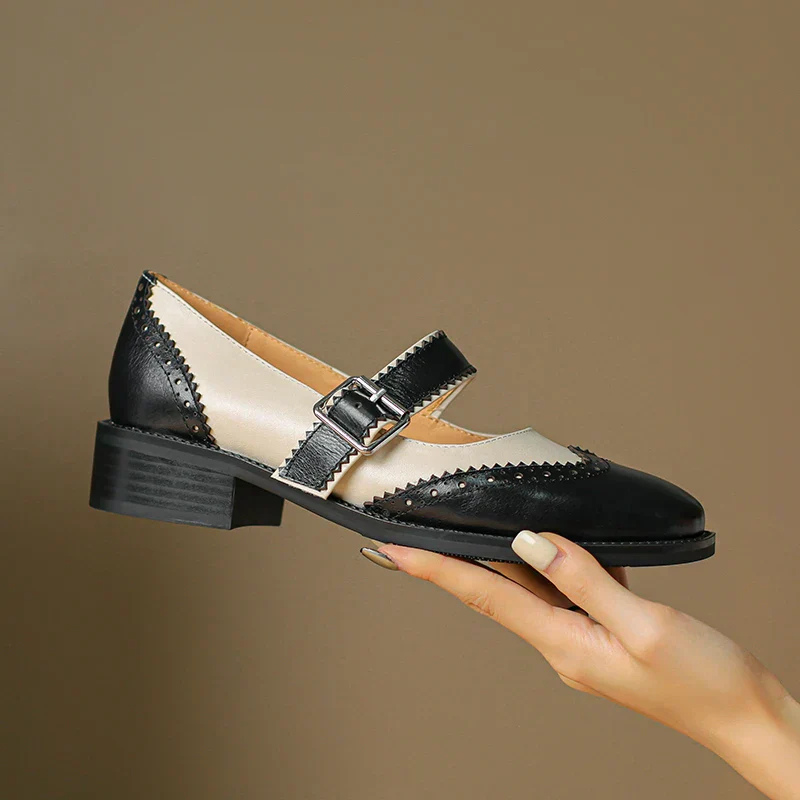 Roxie | Totonede Mary Jane-hæler i skinn med wingtip-brogue