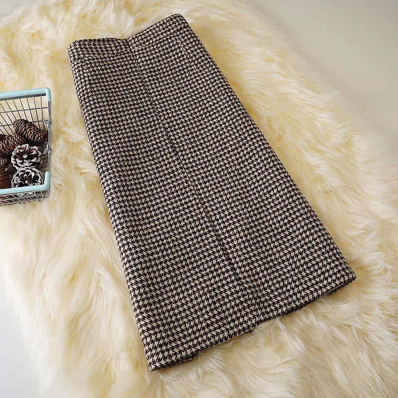 Klassisk blyantskjørt med houndstooth-mønster