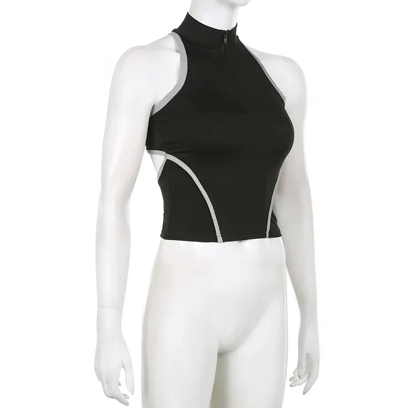 Sporty crop top med høy krage
