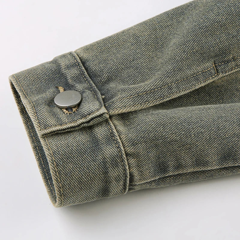 Kort denimjakke med store lommer