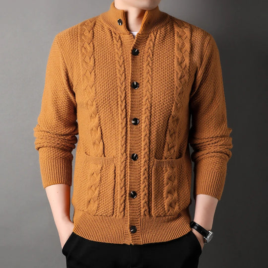 Cardigan i tykk ull med turtleneck