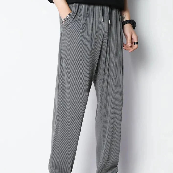 Hvite Ice Silk Sommerbukser for Herre – Lette, Vide Streetwear Bukser