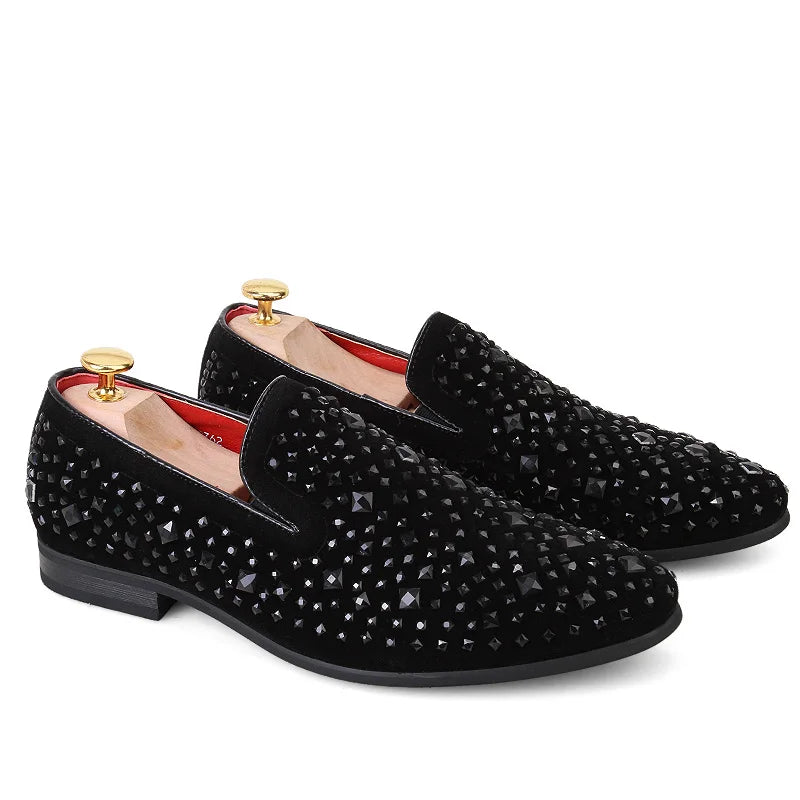 Elegant slip-on-sko med utskjæringsdetaljer
