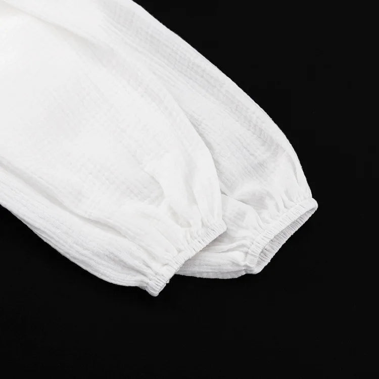 Løstsittende sett med strukturert bluse og shorts