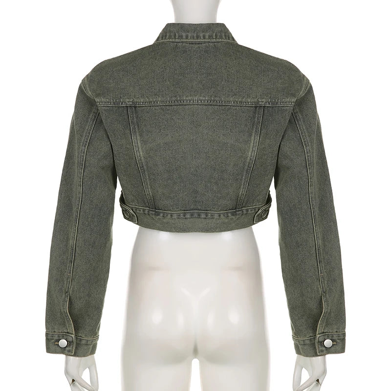 Kort denimjakke med store lommer