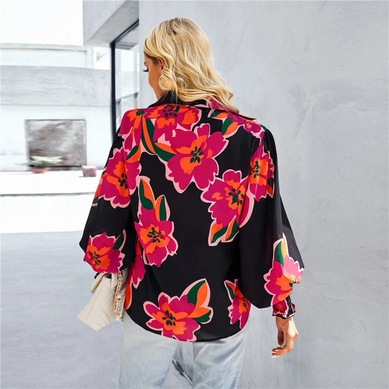 Elegant bluse med knute foran