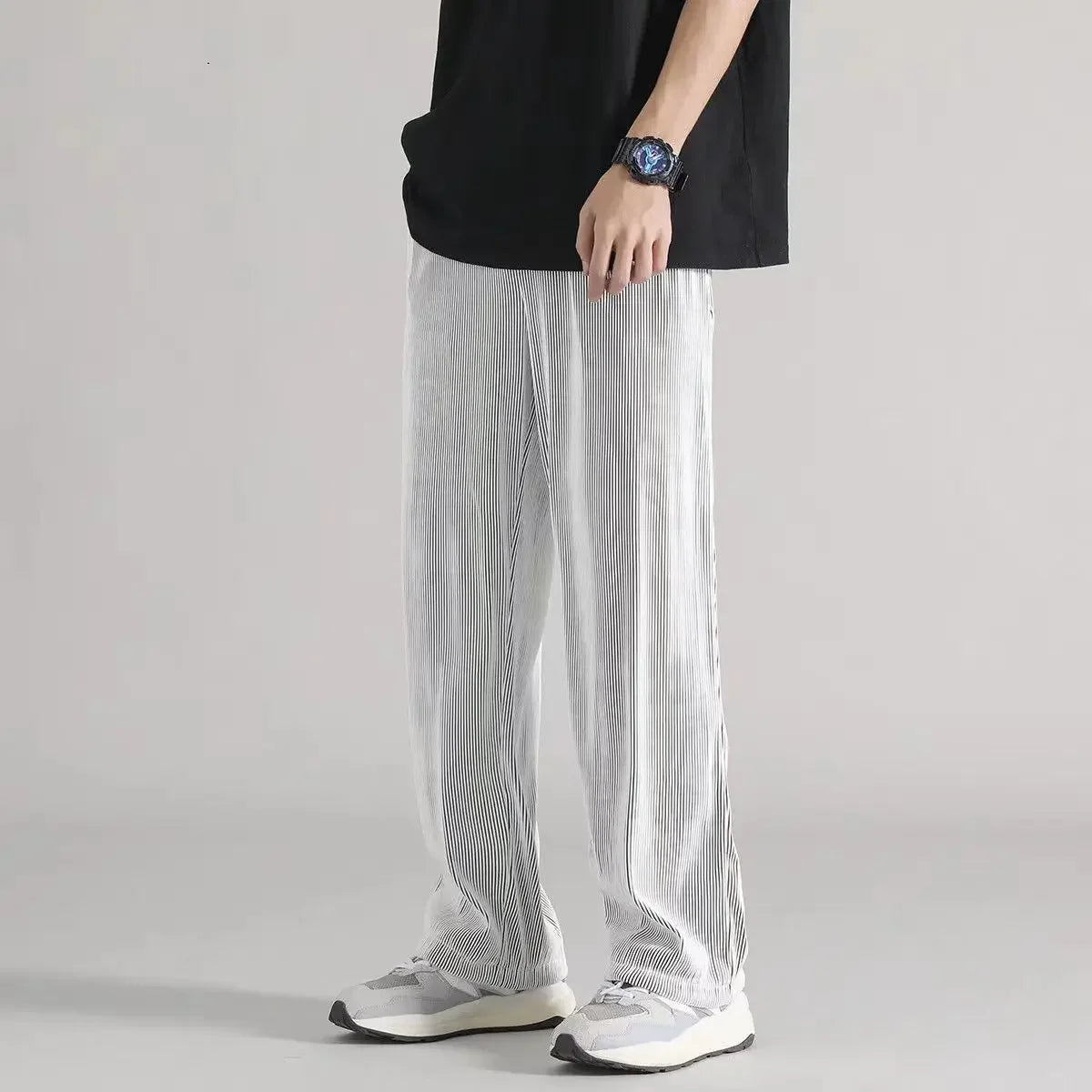 Hvite Ice Silk Sommerbukser for Herre – Lette, Vide Streetwear Bukser