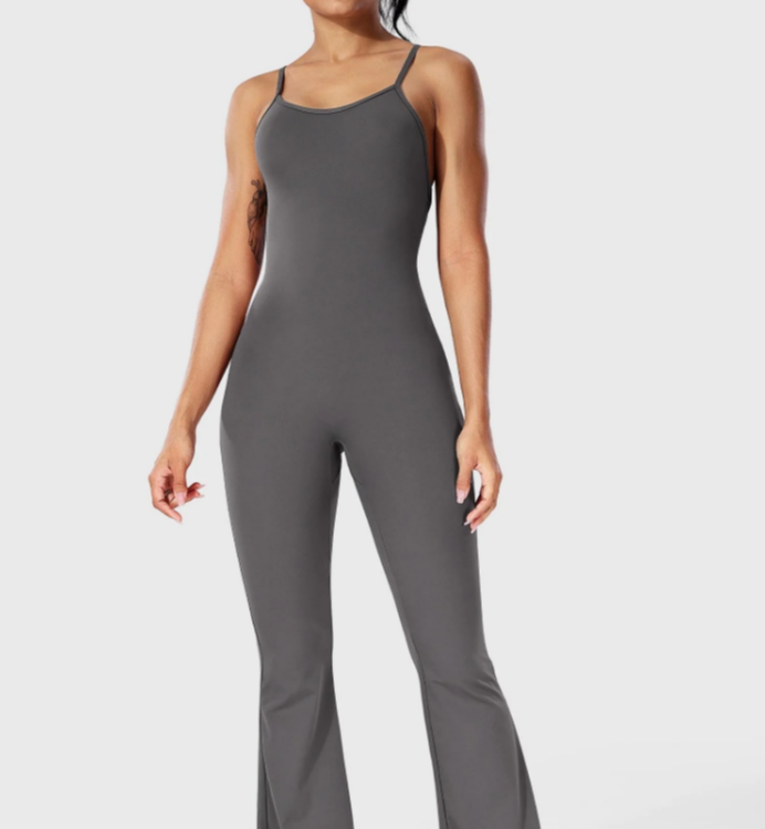 Bodycon rompers med lange flare-bukser, kryssende rygg og åpen rygg