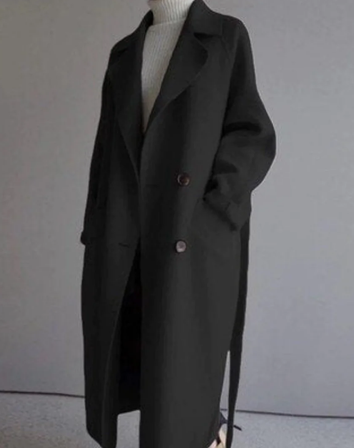 Elegant ullkåpe for kvinner