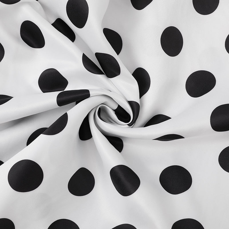 Midikjole med prikkete mønster