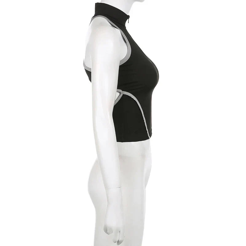 Sporty crop top med høy krage