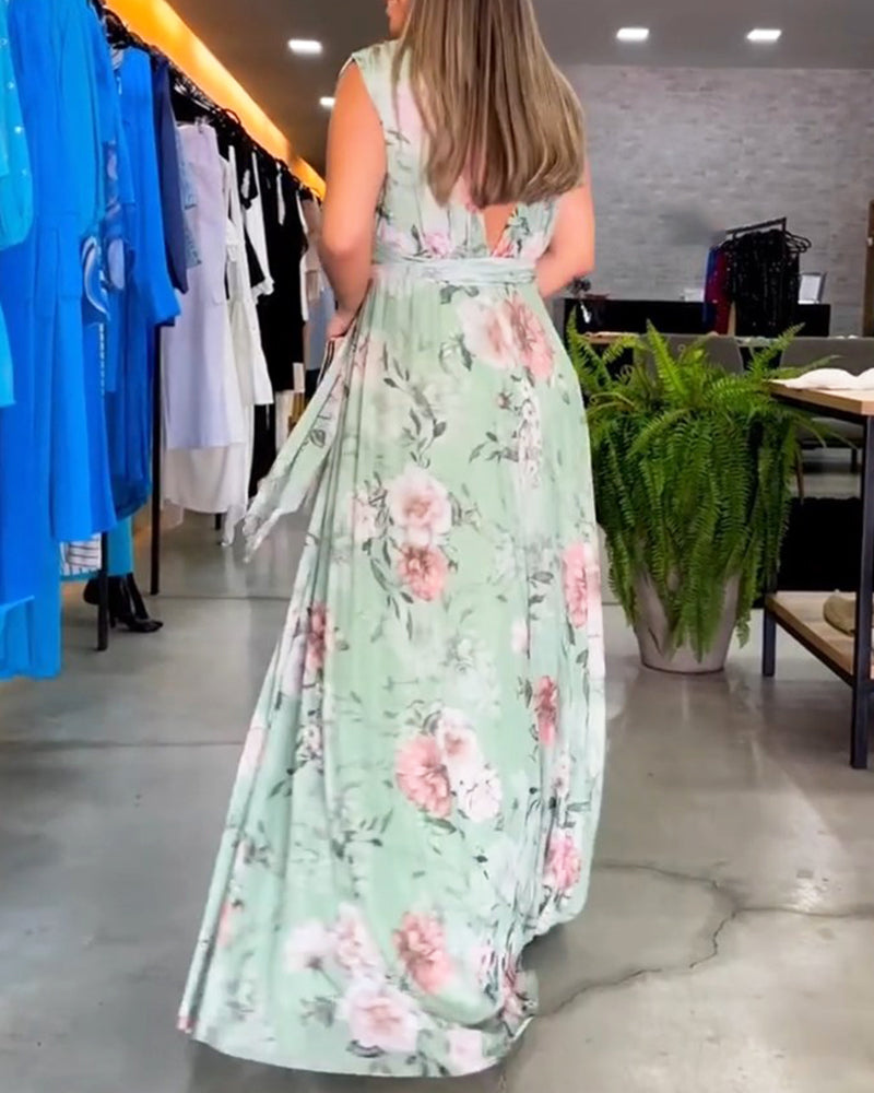 Seraphine | Ermeløs maxikjole i chiffon med blomstermønster og V-hals