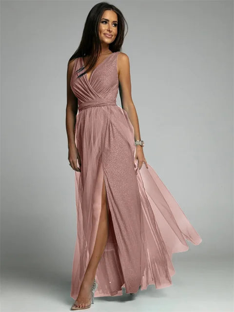 Elegant kjole med V-hals