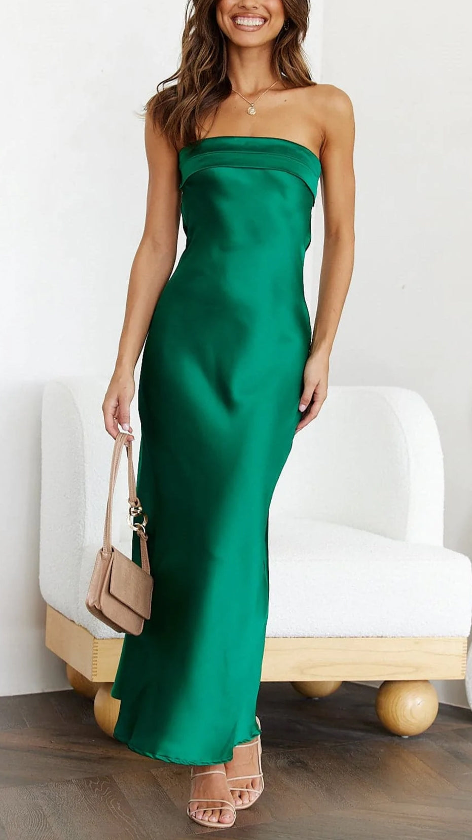 Fara | Elegant satengkjole