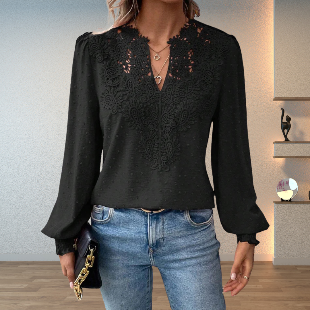 Thea | Elegant lett bluse med blondedetalj